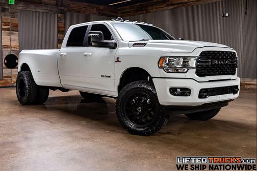 2024 RAM 3500 Lone Star Crew Cab 4x4 8' Box