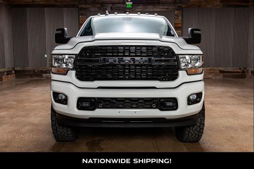 2024 RAM 3500 Lone Star Crew Cab 4x4 8' Box