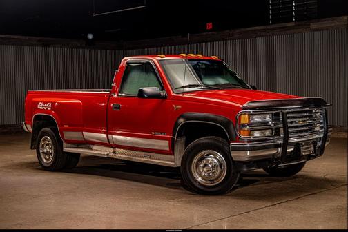 Victory Red 1996 Chevrolet 3500 Fleetside