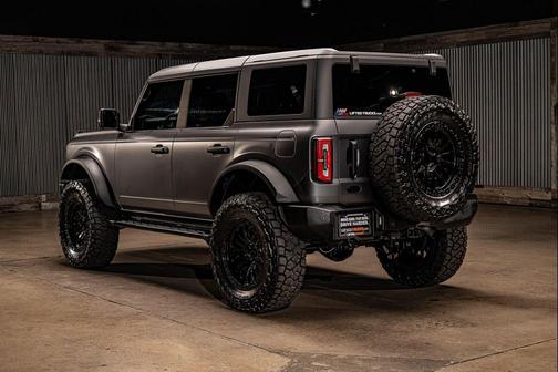 Carbonized Gray 2022 Ford Bronco Wildtrak Advanced