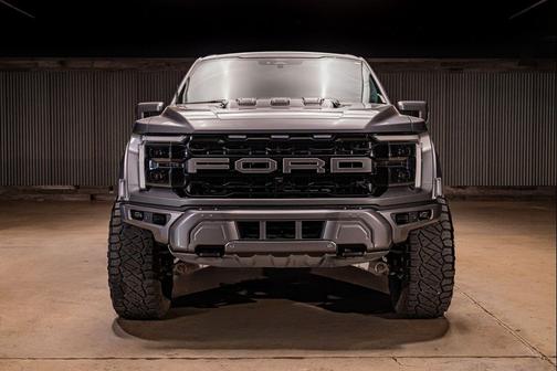 Carbonized Gray 2024 Ford F-150 Raptor