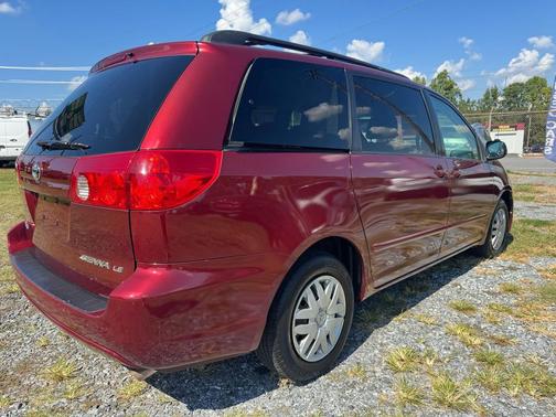 2008 Toyota Sienna CE