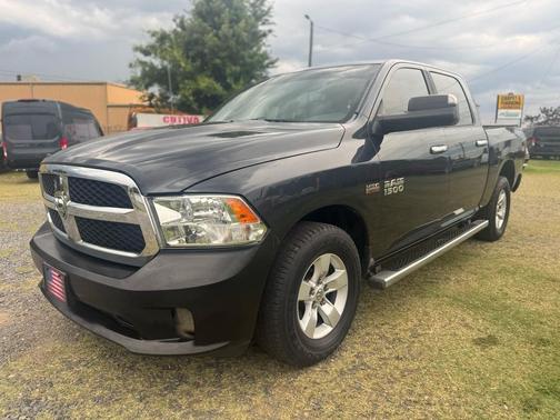 2015 RAM 1500 SLT