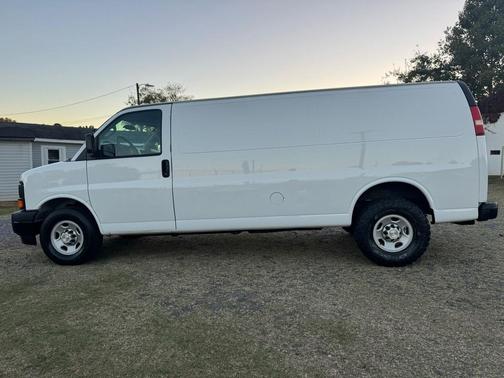 2017 Chevrolet Express 2500 Work Van