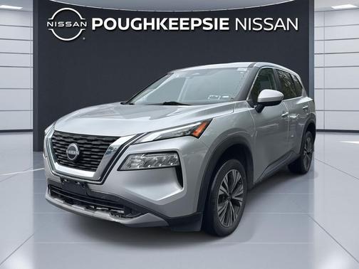 Brilliant Silver Metallic 2023 Nissan Rogue SV