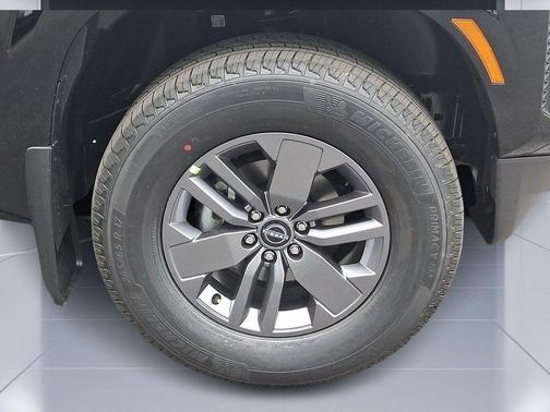 Super Black 2026 Nissan Frontier SV