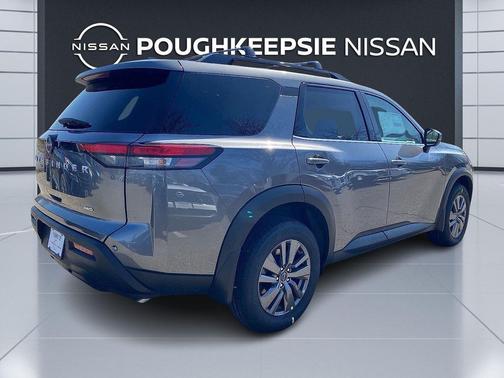 2025 Nissan Pathfinder SV 4WD