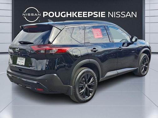 Super Black 2023 Nissan Rogue SV