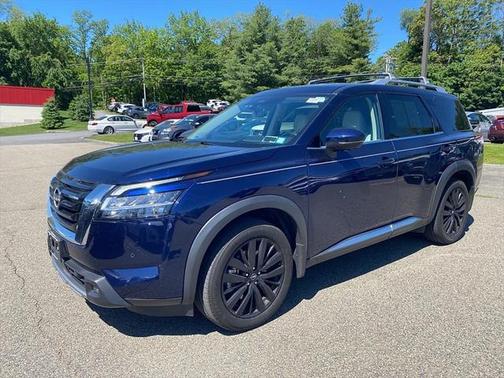 2022 Nissan Pathfinder Platinum 4WD