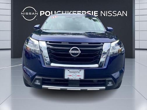 2022 Nissan Pathfinder Platinum 4WD