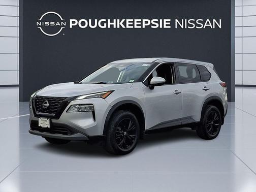 Brilliant Silver Metallic 2022 Nissan Rogue SV