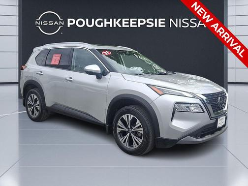 Brilliant Silver Metallic 2021 Nissan Rogue SV