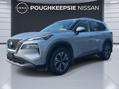 Brilliant Silver Metallic 2021 Nissan Rogue SV