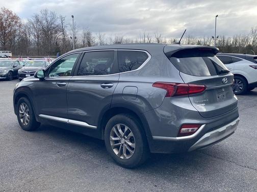 2019 Hyundai SANTA FE SE 2.4