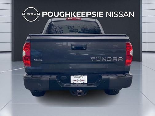 2016 Toyota Tundra SR5