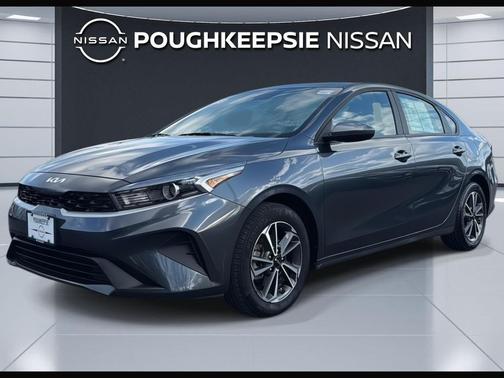 Gravity Gray 2023 Kia Forte LXS