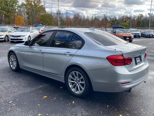 2017 BMW 320 i