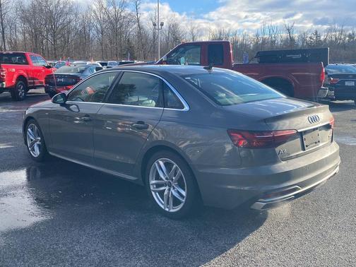 2023 Audi A4 45 S line Premium Plus