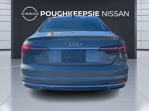 2023 Audi A4 45 S line Premium Plus