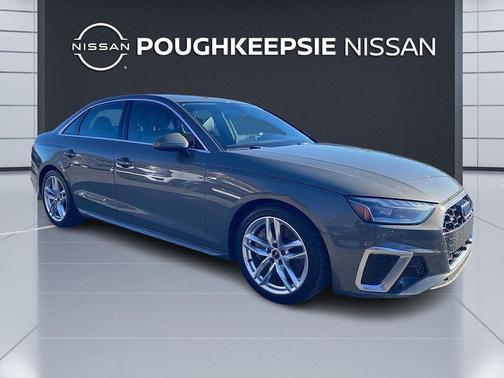 2023 Audi A4 45 S line Premium Plus