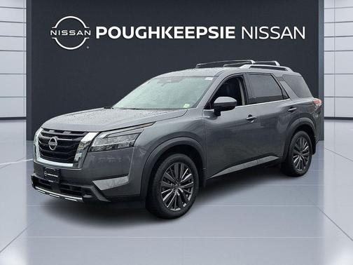 Gun Metallic 2023 Nissan Pathfinder SL 4WD