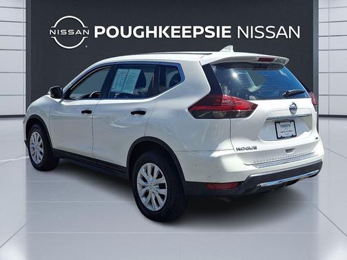 Glacier White 2018 Nissan Rogue S