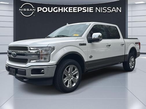 White Platinum Metallic Tri-Coat/Stone Gray 2019 Ford F-150 King Ranch