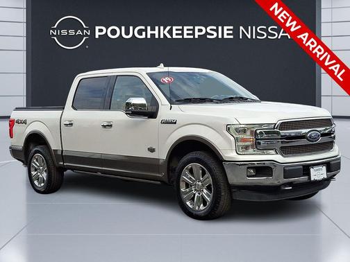 White Platinum Metallic Tri-Coat/Stone Gray 2019 Ford F-150 King Ranch