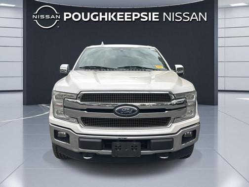 White Platinum Metallic Tri-Coat/Stone Gray 2019 Ford F-150 King Ranch
