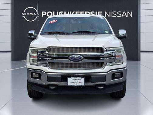 White Platinum Metallic Tri-Coat/Stone Gray 2019 Ford F-150 King Ranch