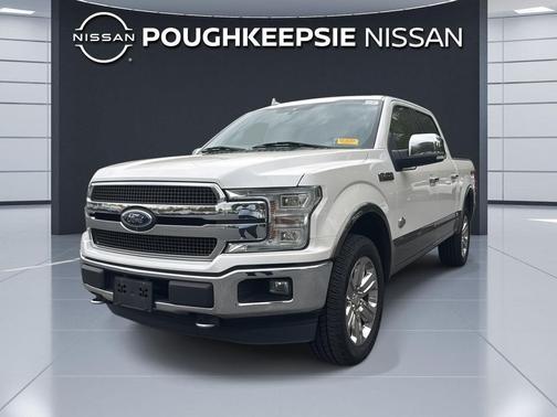 White Platinum Metallic Tri-Coat/Stone Gray 2019 Ford F-150 King Ranch