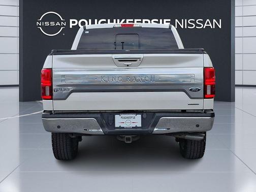 White Platinum Metallic Tri-Coat/Stone Gray 2019 Ford F-150 King Ranch