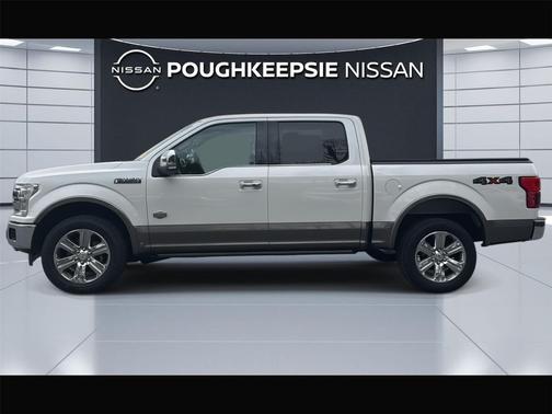 White Platinum Metallic Tri-Coat/Stone Gray 2019 Ford F-150 King Ranch