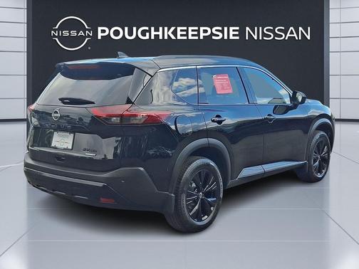 Super Black 2023 Nissan Rogue SV