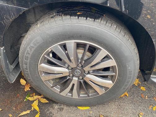 2019 Nissan Pathfinder S