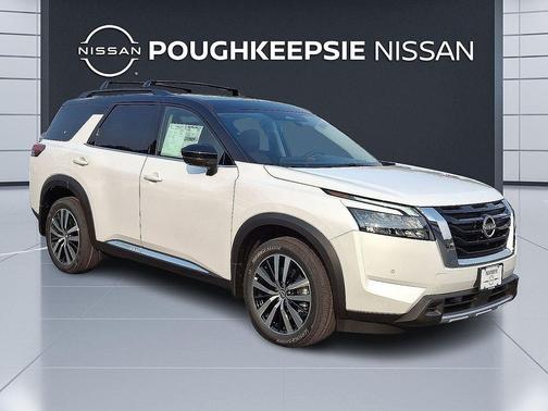 2025 Nissan Pathfinder Platinum 4WD