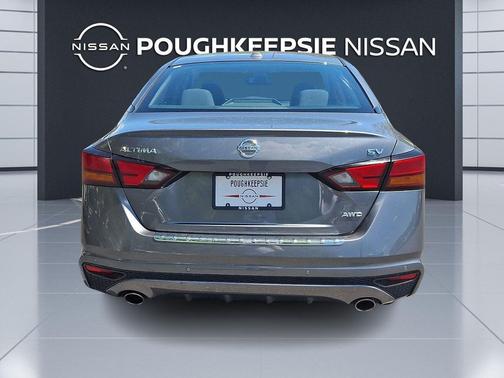 Gun Metallic 2020 Nissan Altima 2.5 SV