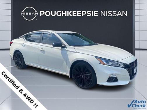 2022 Nissan Altima SR Intelligent AWD
