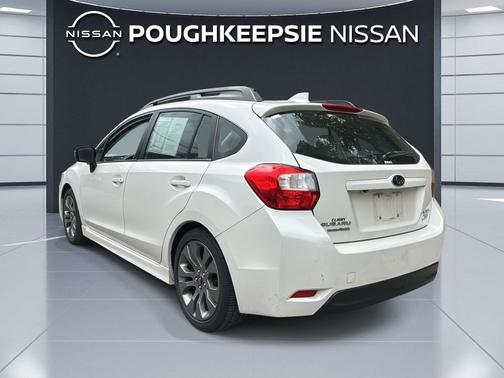 Crystal White Pearl 2016 Subaru Impreza 2.0i Sport Limited