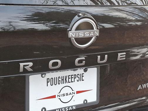 Super Black 2026 Nissan Rogue SV