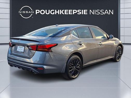 2025 Nissan Altima SV AWD