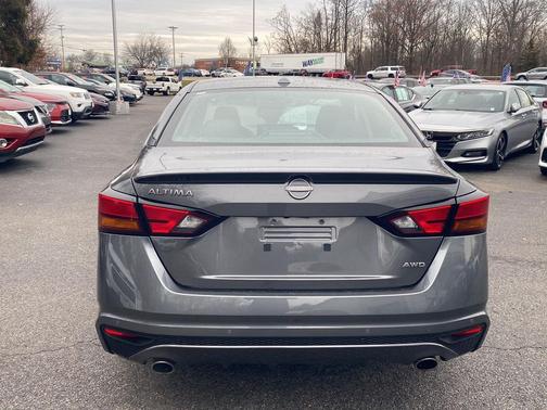 2025 Nissan Altima SV AWD