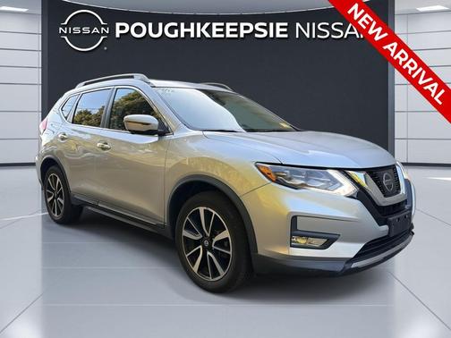 Brilliant Silver 2017 Nissan Rogue SL