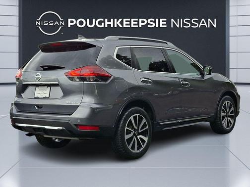 Gun Metallic 2020 Nissan Rogue SL