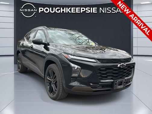 Mosaic Black Metallic 2025 Chevrolet Trax FWD ACTIV