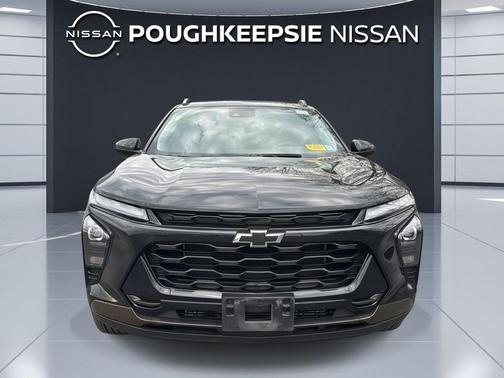 Mosaic Black Metallic 2025 Chevrolet Trax FWD ACTIV