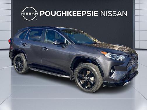 2020 Toyota RAV4 Hybrid SE