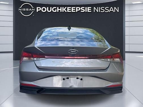 Fluid Metal 2023 Hyundai ELANTRA SEL
