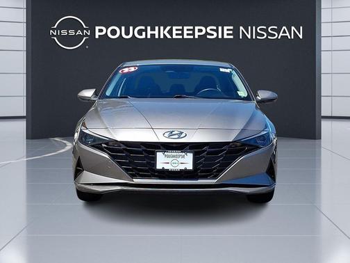 Fluid Metal 2023 Hyundai ELANTRA SEL