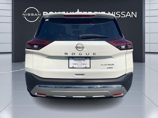 2022 Nissan Rogue Platinum